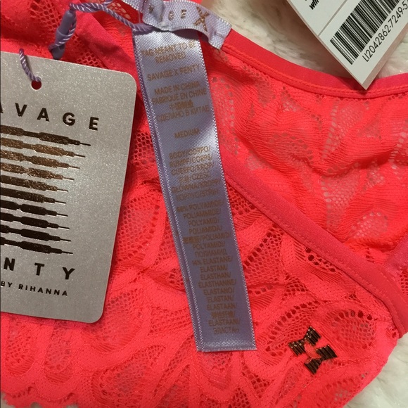 Savage X Fenty Savage Not Sorry Lace Bodysuit size medium - Picture 8 of 9